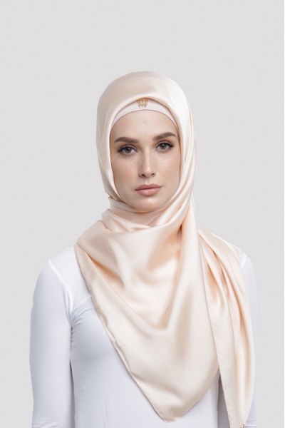 SATIN SILK SQUARE - HONEY SATIN SILK SQUARE - HONEY